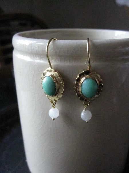 CollardManson Kyra Earrings Chrysophrase 3 CollardManson Kyra Earrings Chrysophrase