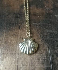 CollardManson Sea Shell Necklace