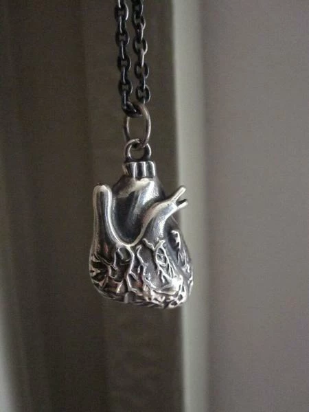 CollardManson Silver Anatomical Heart Necklace 6 CollardManson Silver Anatomical Heart Necklace