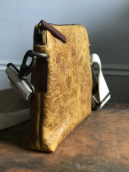 CollardManson New Elsie Bag Tan Floral 3 CollardManson New Elsie Bag Tan Floral