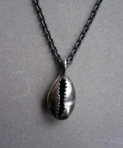 CollardManson Oxidised 925 Silver Cowrie Shell Necklace