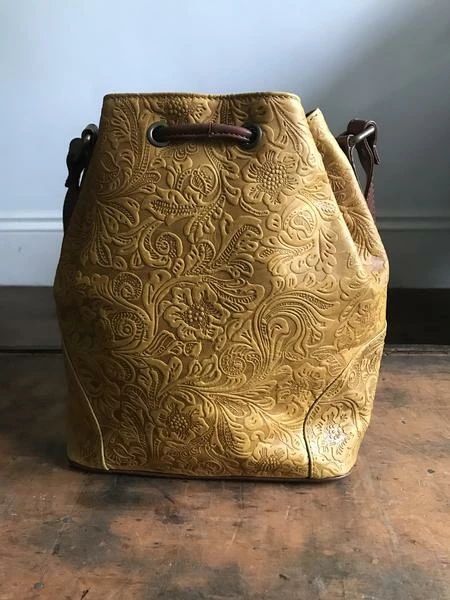 CollardManson Bucket Bag Tan Floral 4 CollardManson Bucket Bag Tan Floral