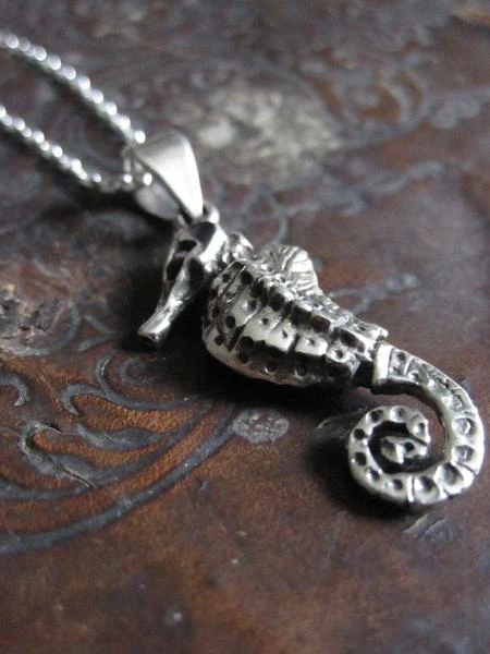 CollardManson Silver Seahorse Necklace 4 CollardManson Silver Seahorse Necklace
